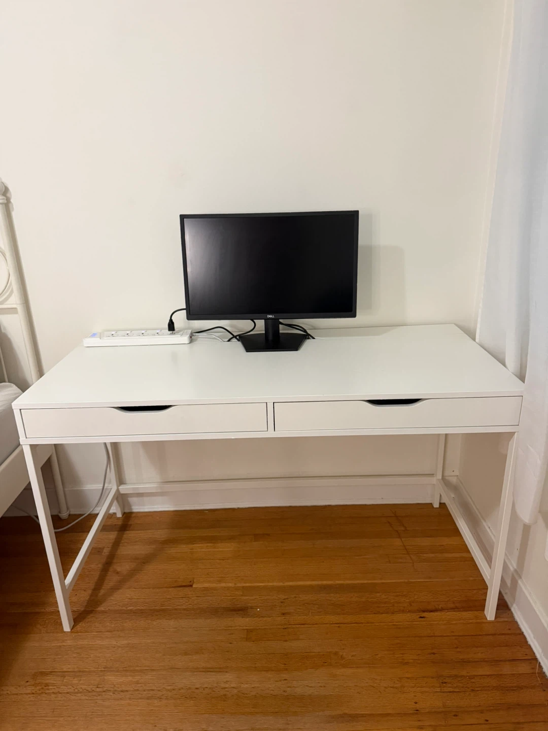Ikea Alex desk (larger size - 130 cm) - photo 3