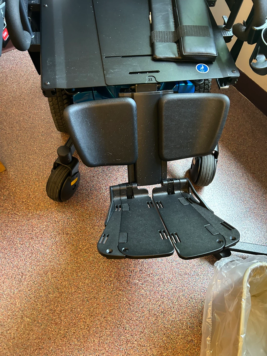 Electric wheelchair - photo 5