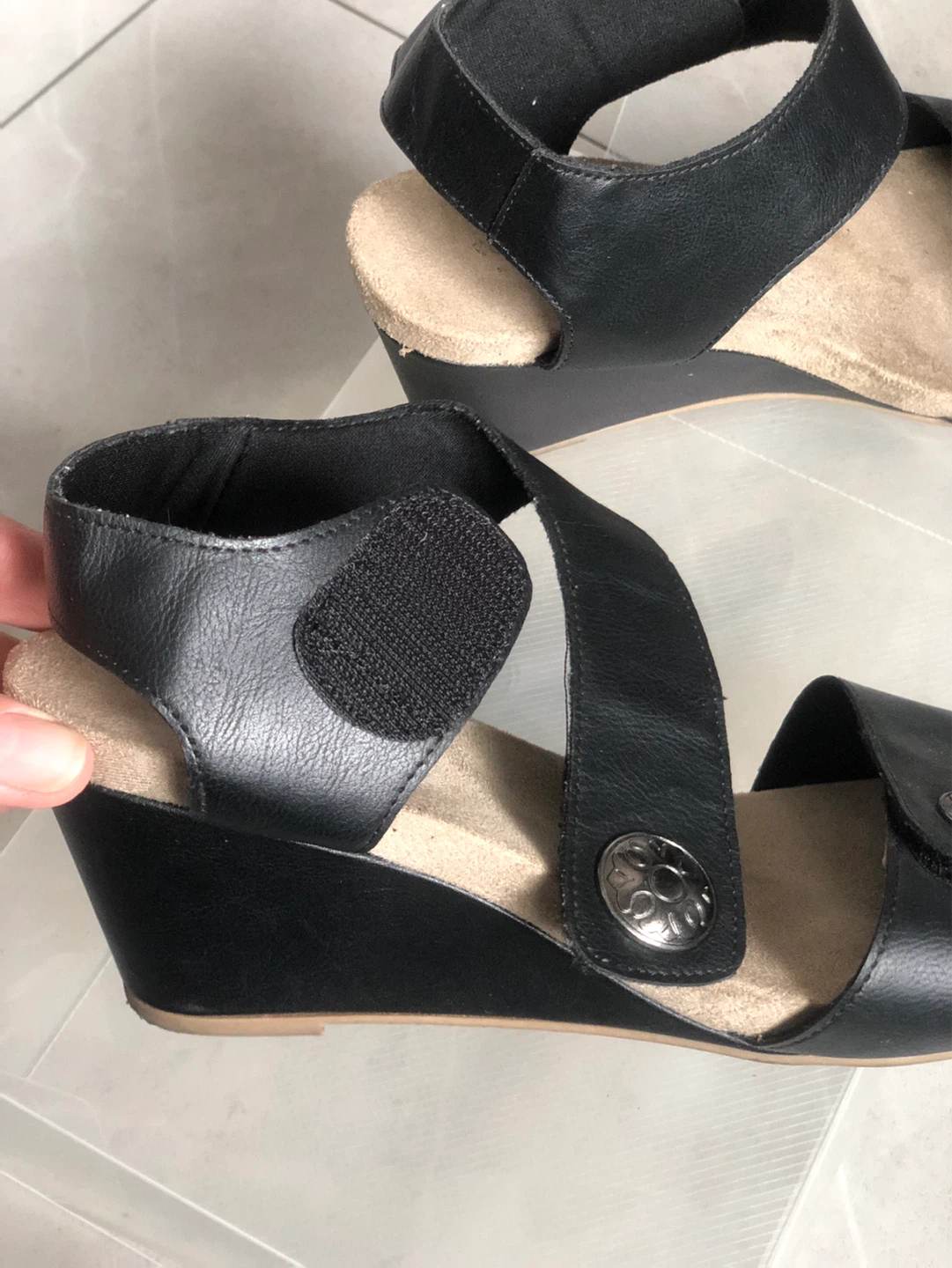 Women’s Adjustable & Elegant  Sandals, size 8 - photo 4