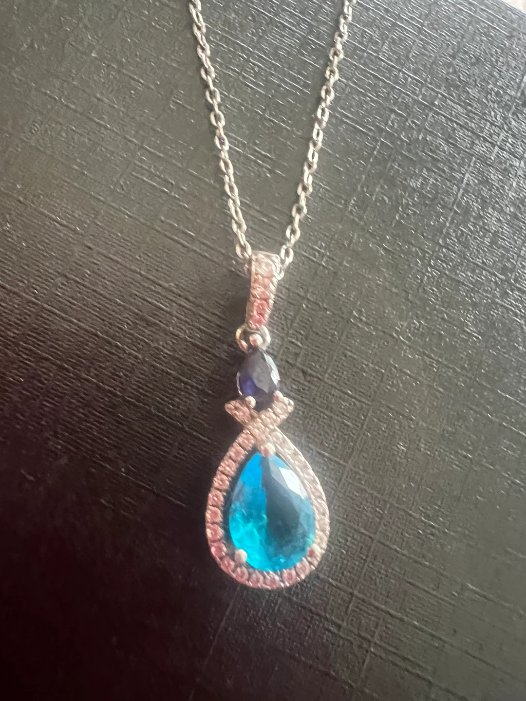 Teardrop Pendant Necklace with Blue and White Stones
