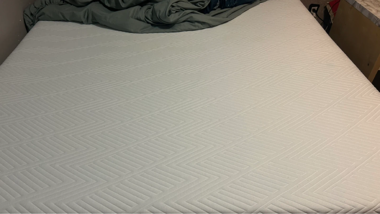 MOLBLLY Mattress & Metal Bed Frame Queen Size Bed. - photo 5
