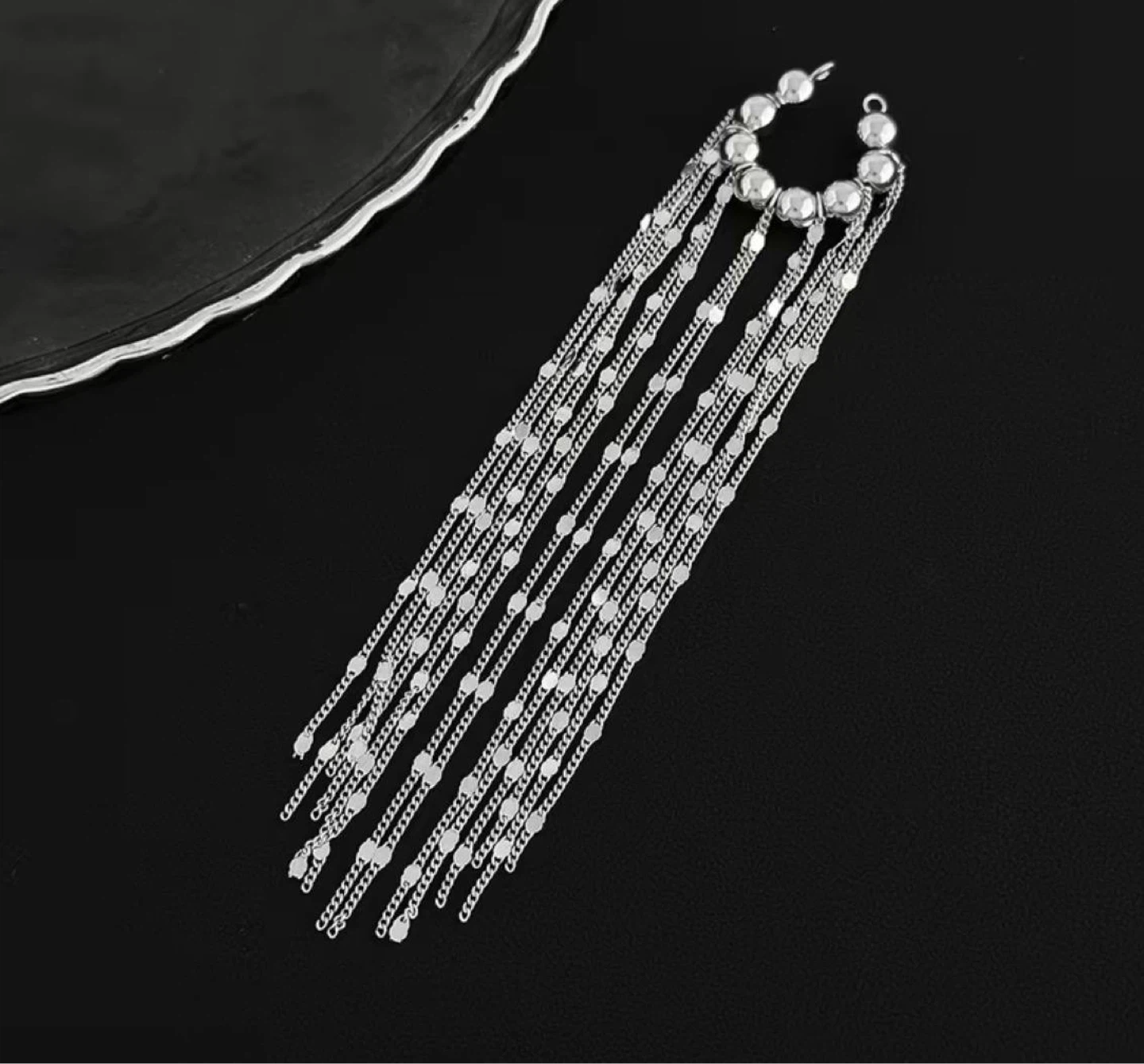 Silver-Tone Tassel Chain Ear Cuff - photo 4