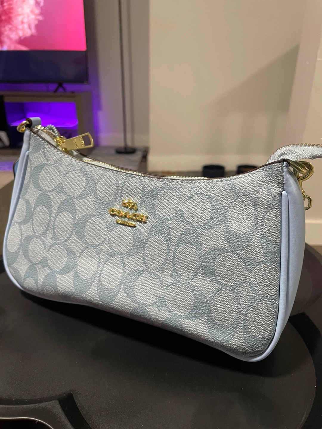 Coach Signature Logo Shoulder Bag - photo 4
