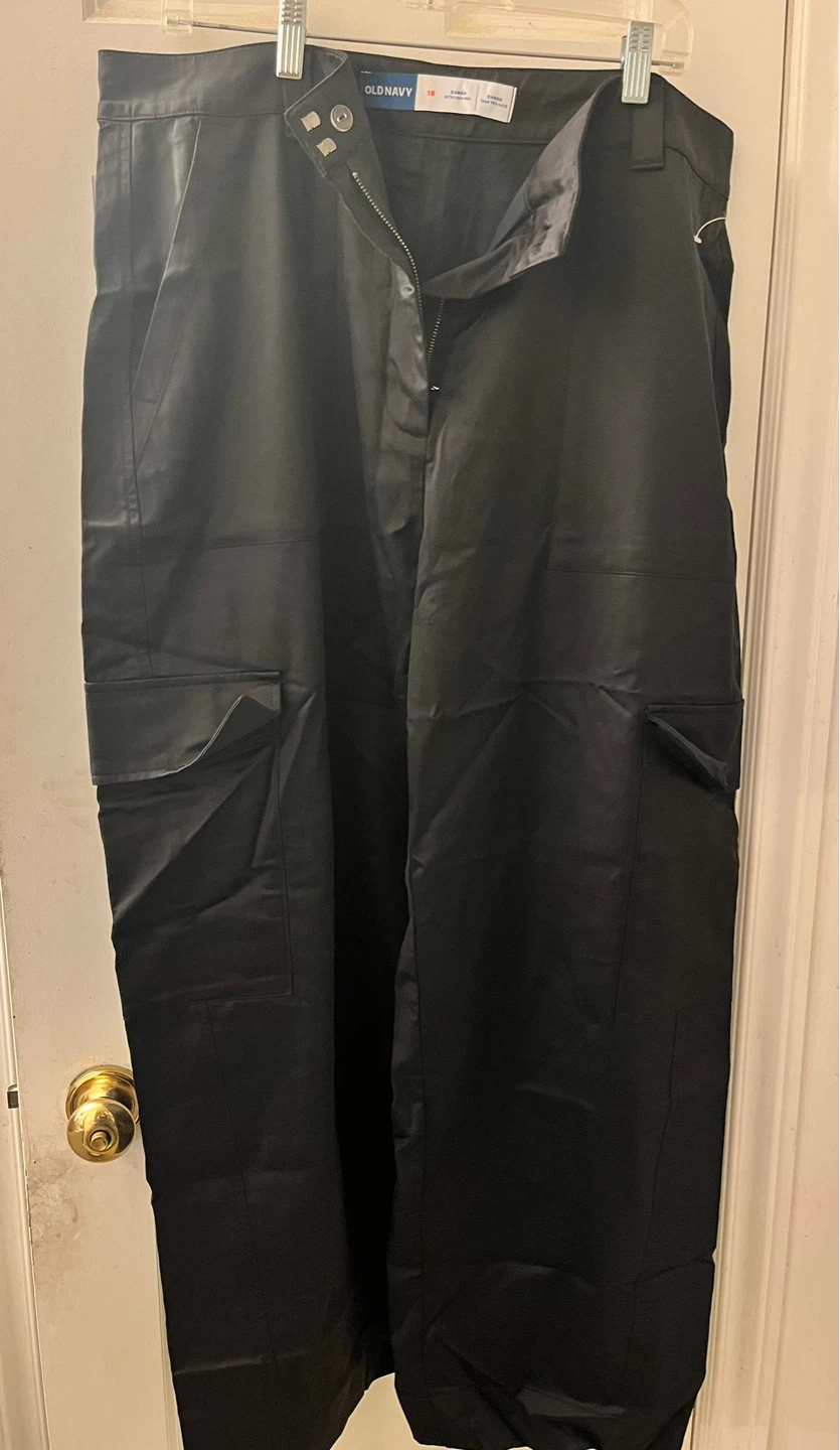 Old Navy Black Sheen Cargo Pants Size 16