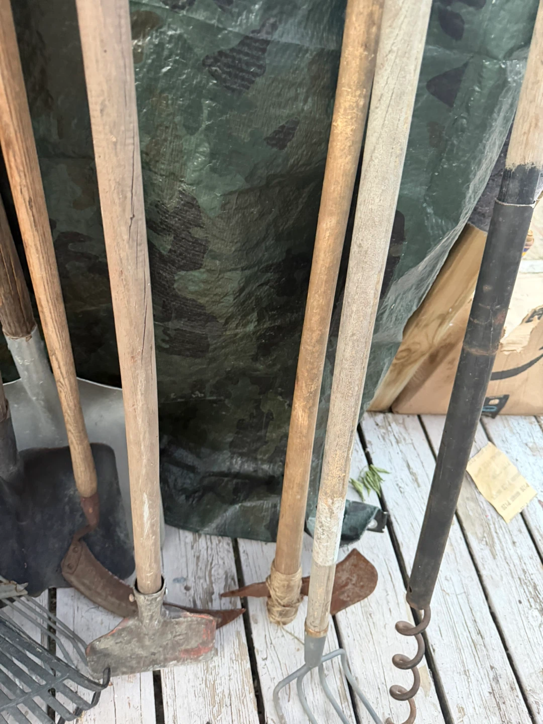 Assorted Garden Tools - 15$ each -Shovels, Rakes, Brooms & More - photo 3