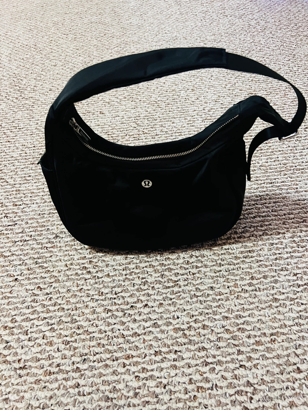 Lululemon Black Shoulder Bag City Essentials 4L - photo 2