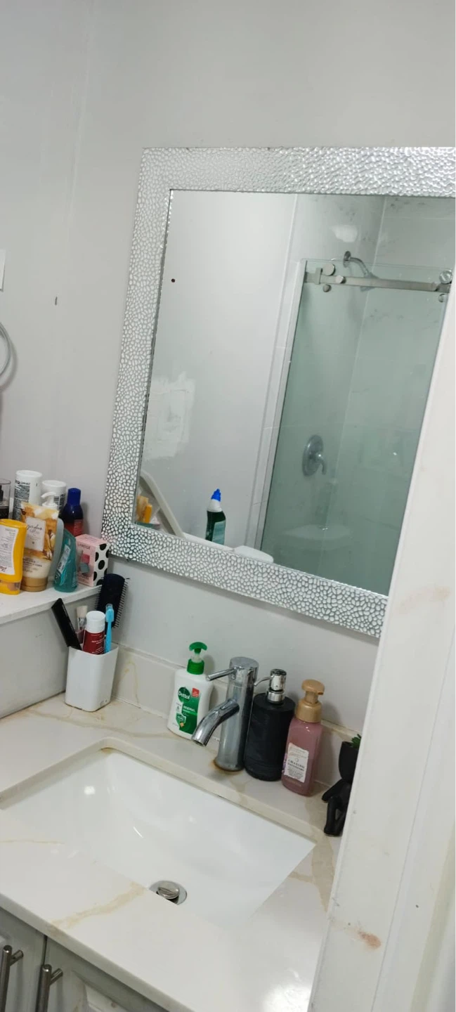 room for rent in basement in sharing - photo 3