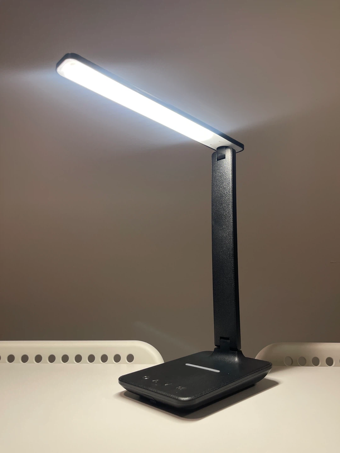 Dimmable Desk Lamp with wireless charger