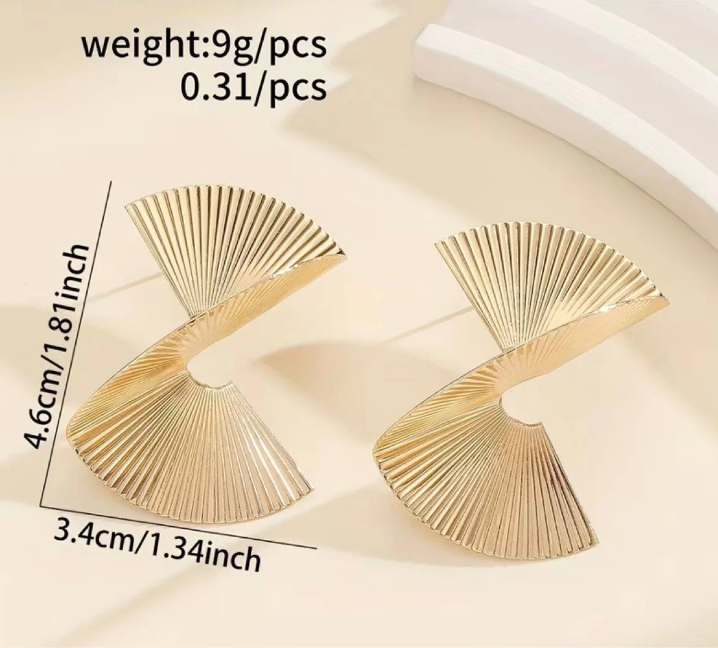 Gold Art Deco Fan Cross Earrings - photo 4