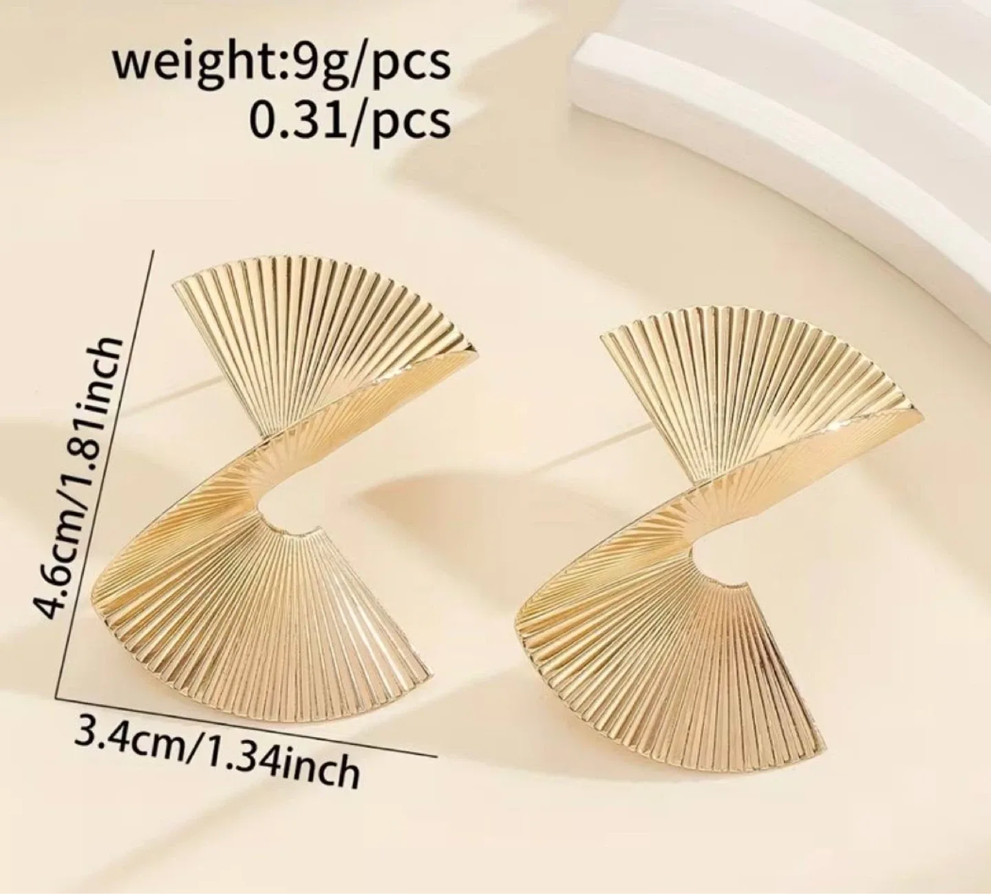 Gold Art Deco Fan Cross Earrings - photo 4