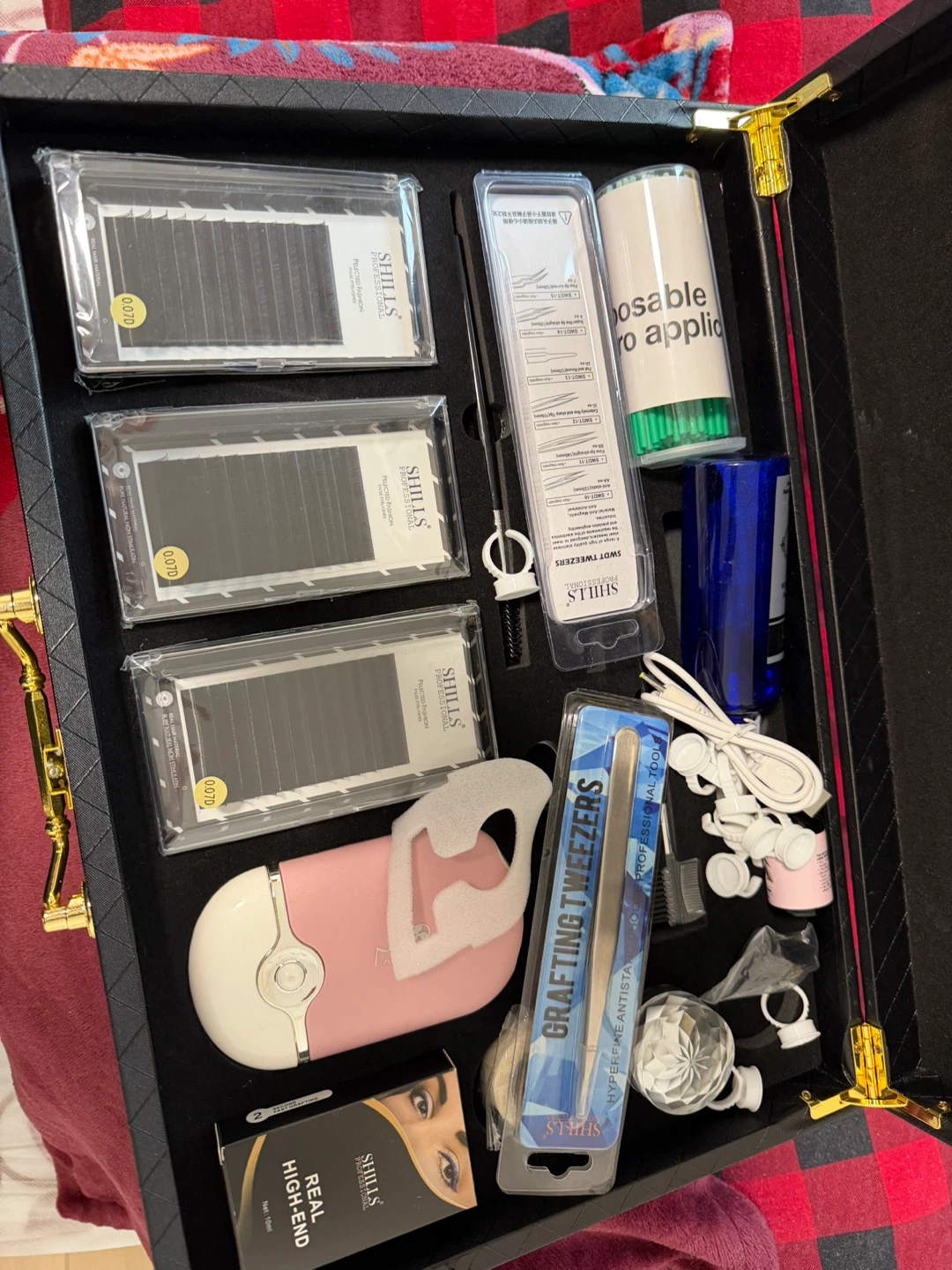 Shills Exclusive Lash & Luxury Kit