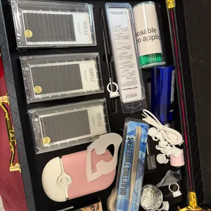 Shills Exclusive Lash & Luxury Kit