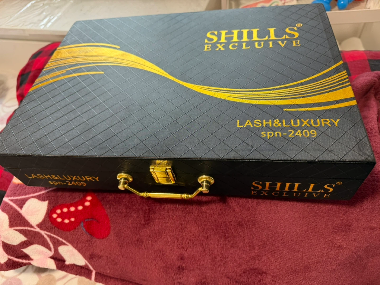 Shills Exclusive Lash & Luxury Kit - photo 3