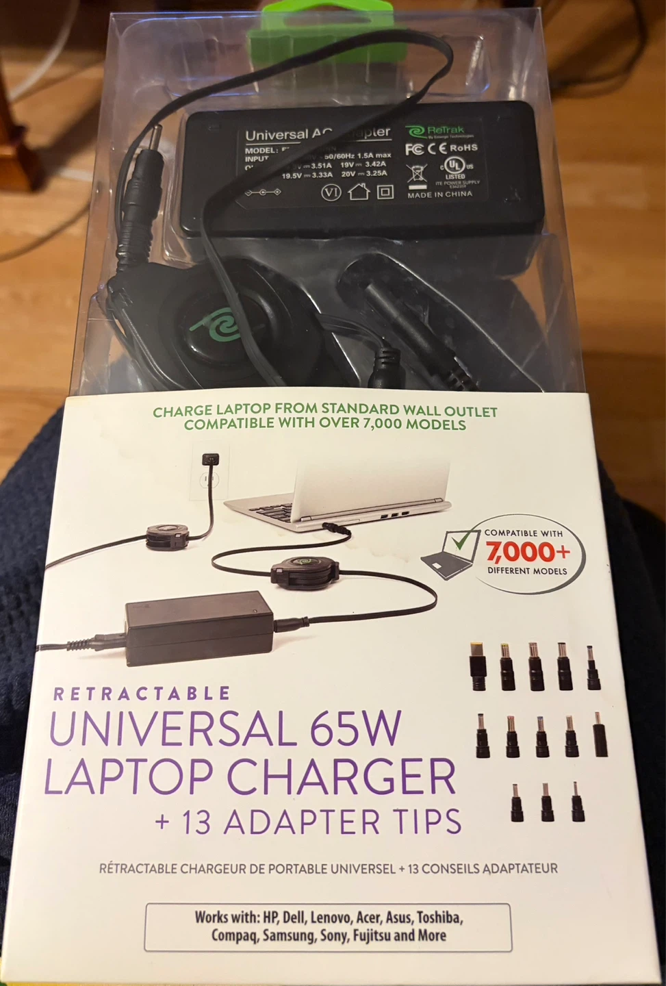 Retrak Universal 65W Retractable Laptop Charger - photo 2