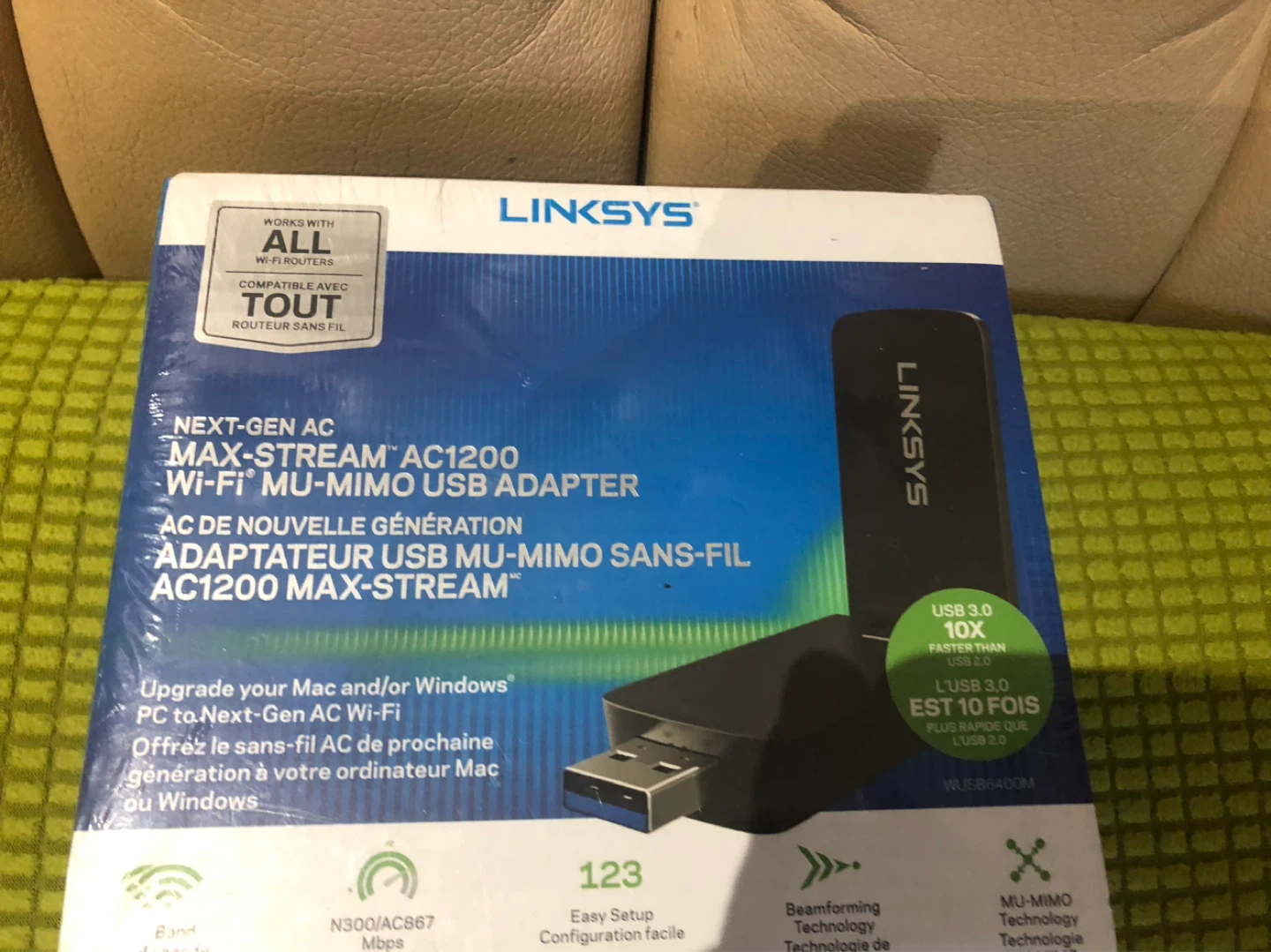 Linksys MAX-STREAM AC1200 Wi-Fi USB Adapter - photo 2