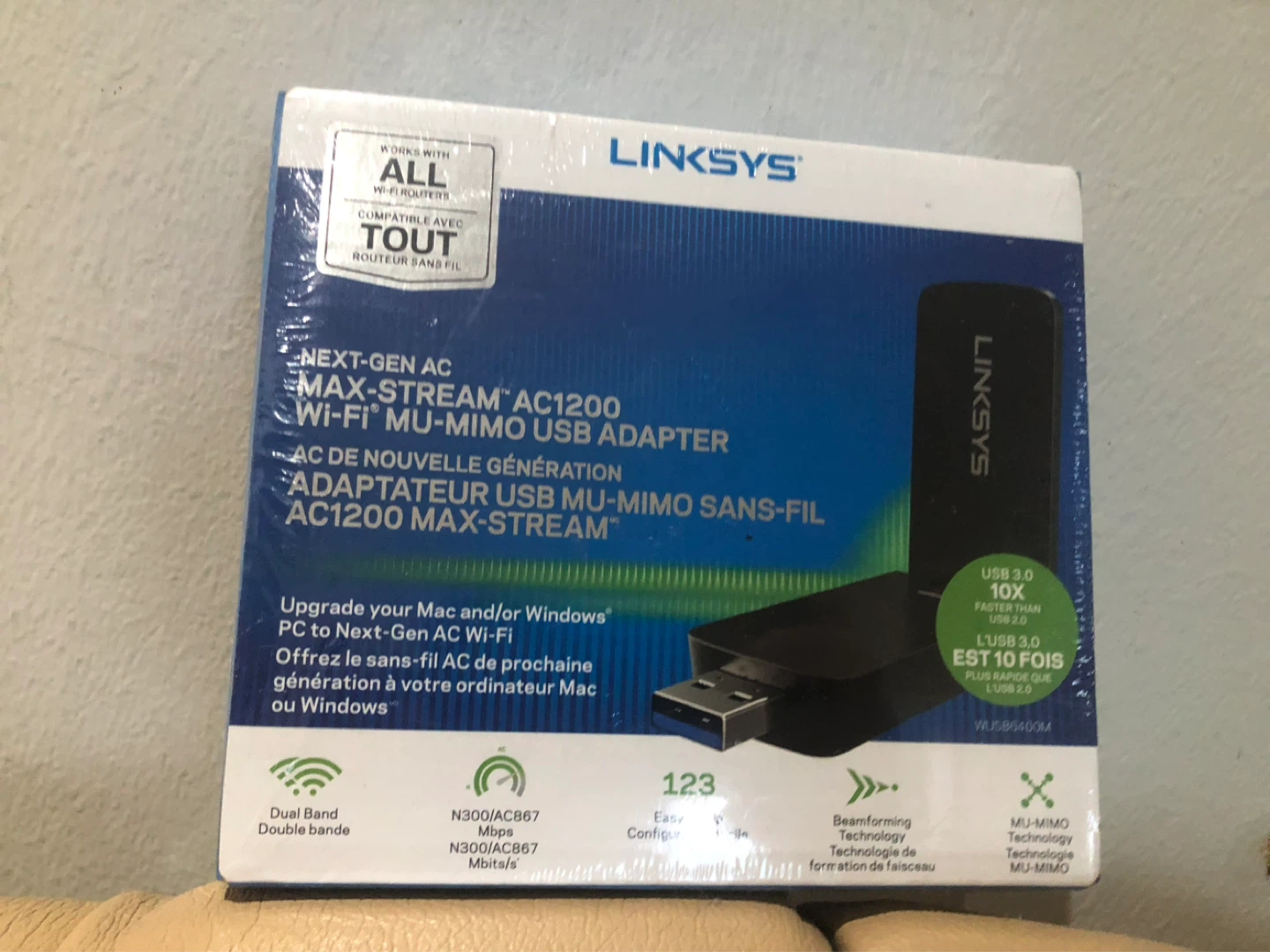 Linksys MAX-STREAM AC1200 Wi-Fi USB Adapter - photo 4