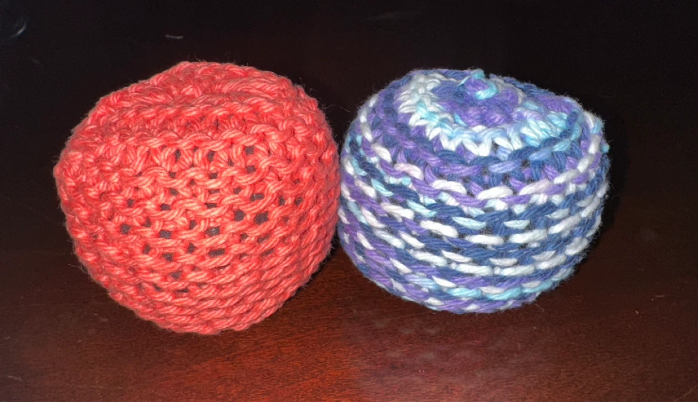 Hand-Knitted Hacky Sacks 🧶⚽ - photo 5