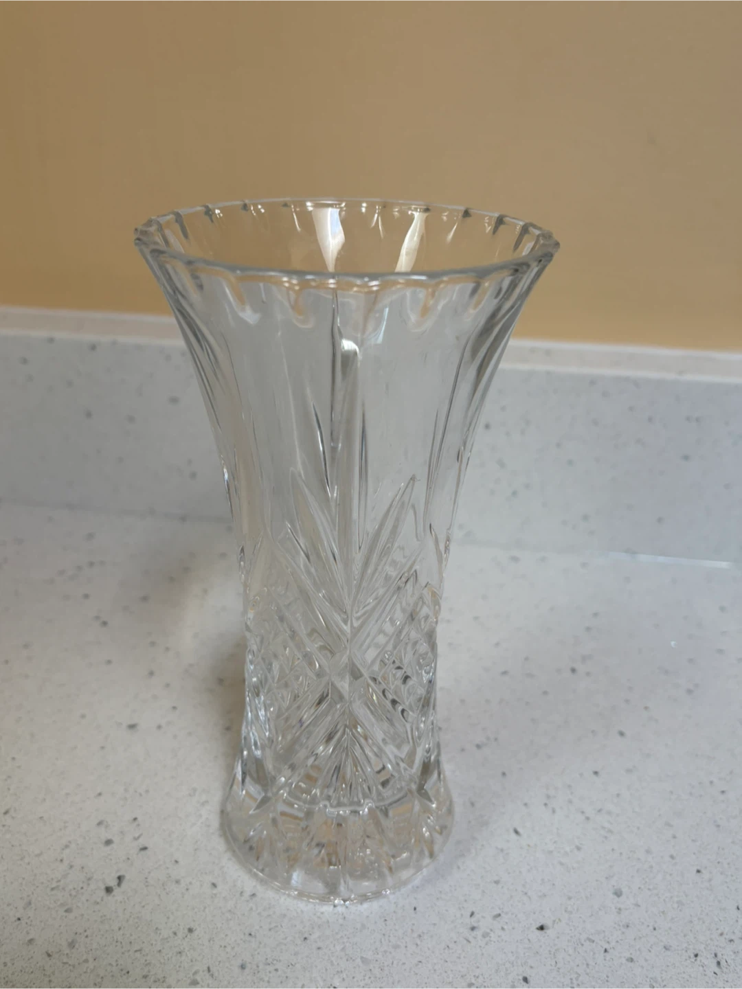 Elegant glass vase