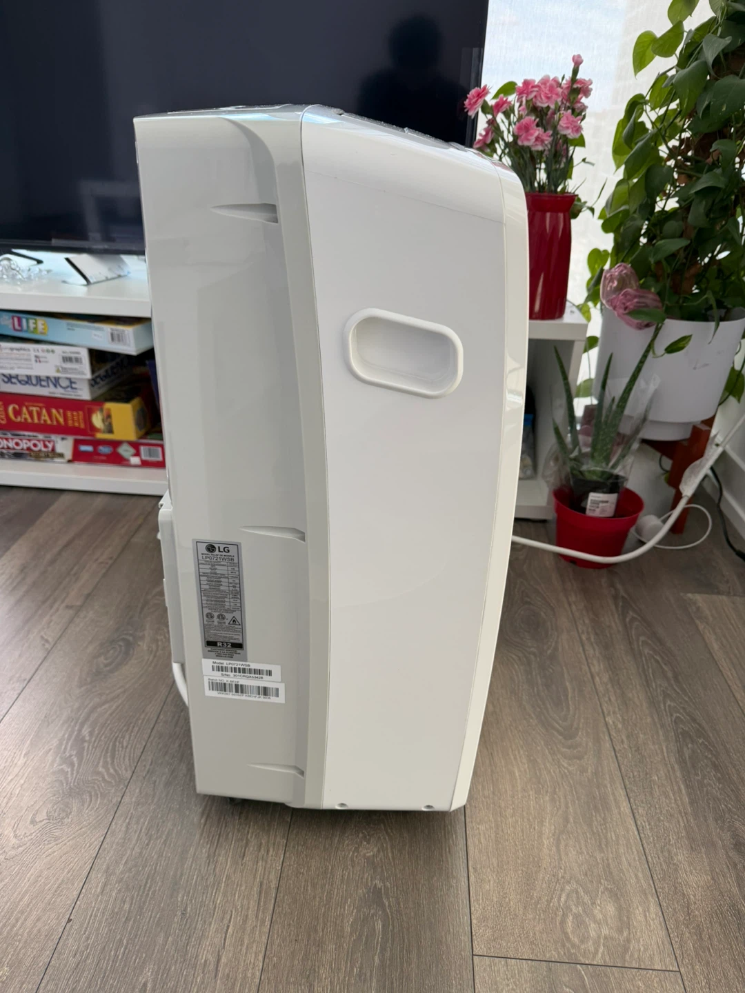 LG Portable Air Conditioner 10000 BTU - photo 3