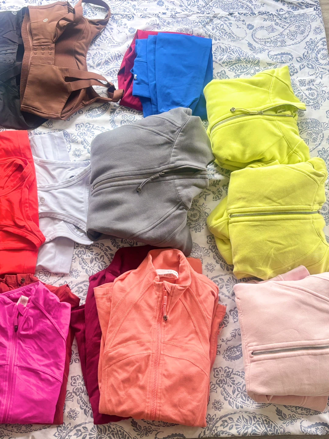 Lululemon Athleisure Wear - photo 2