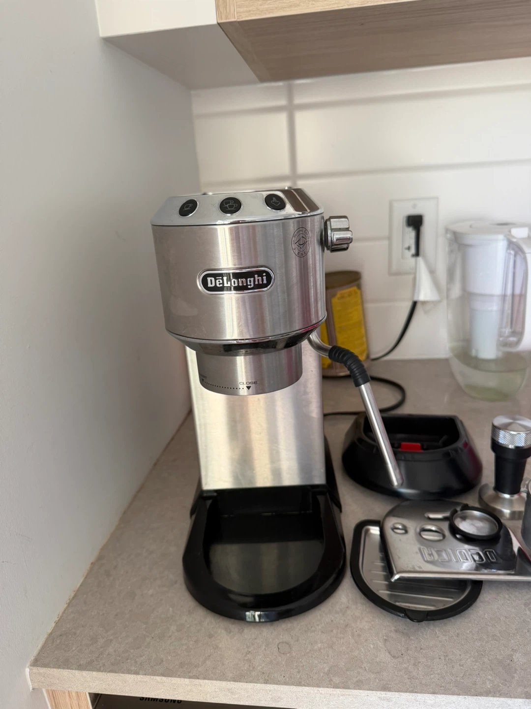 DeLonghi Manual Espresso Machine - photo 4