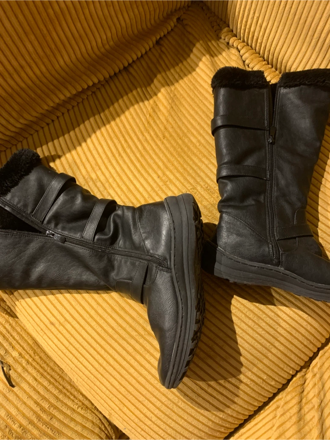 Black Winter Boots with Faux Fur Lining - photo 2