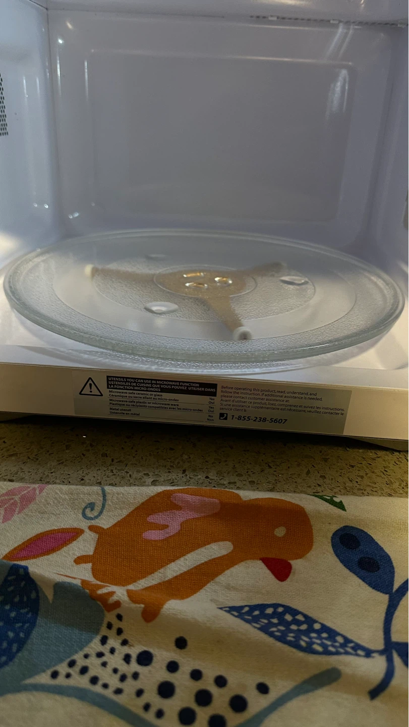 Toshiba Microwave - photo 5