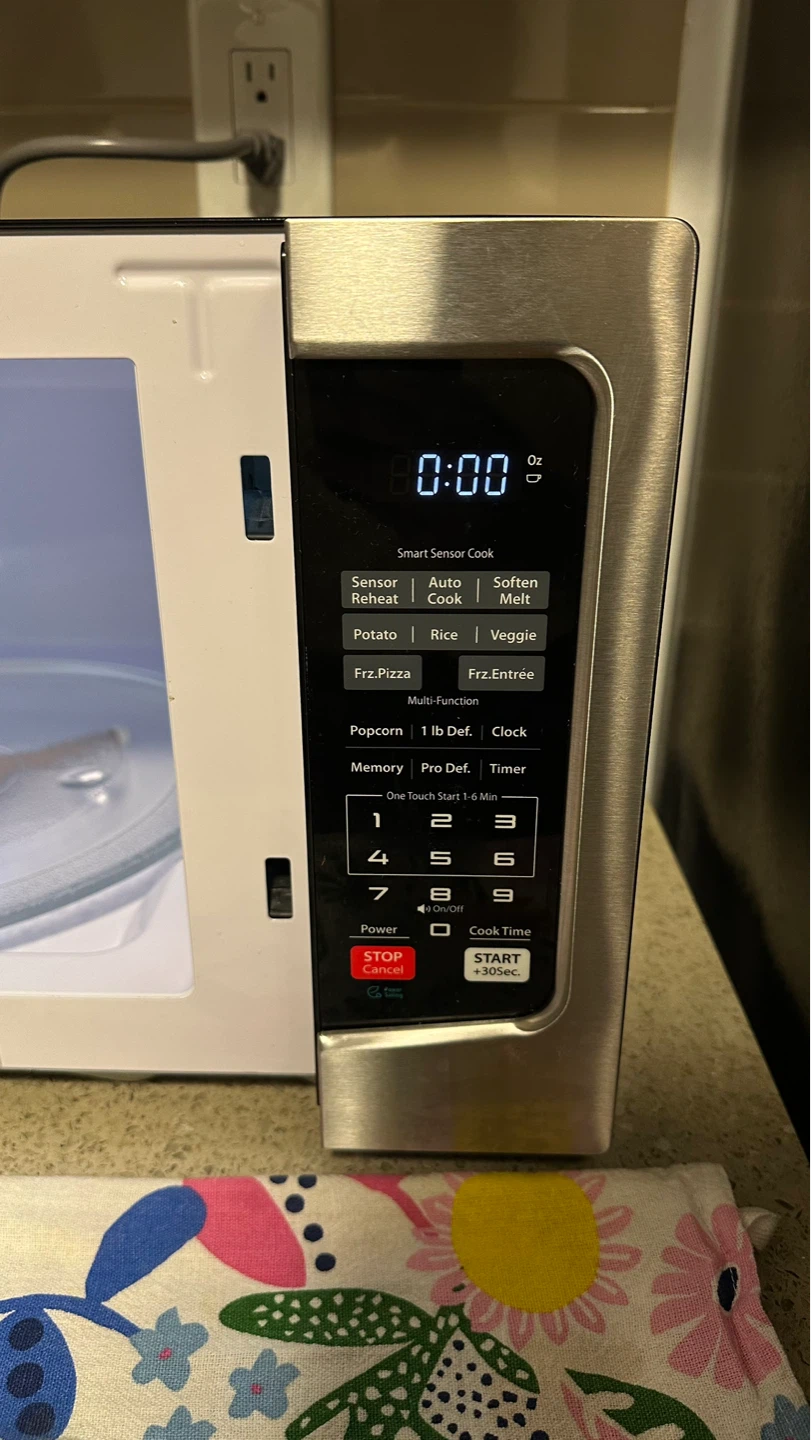 Toshiba Microwave - photo 4
