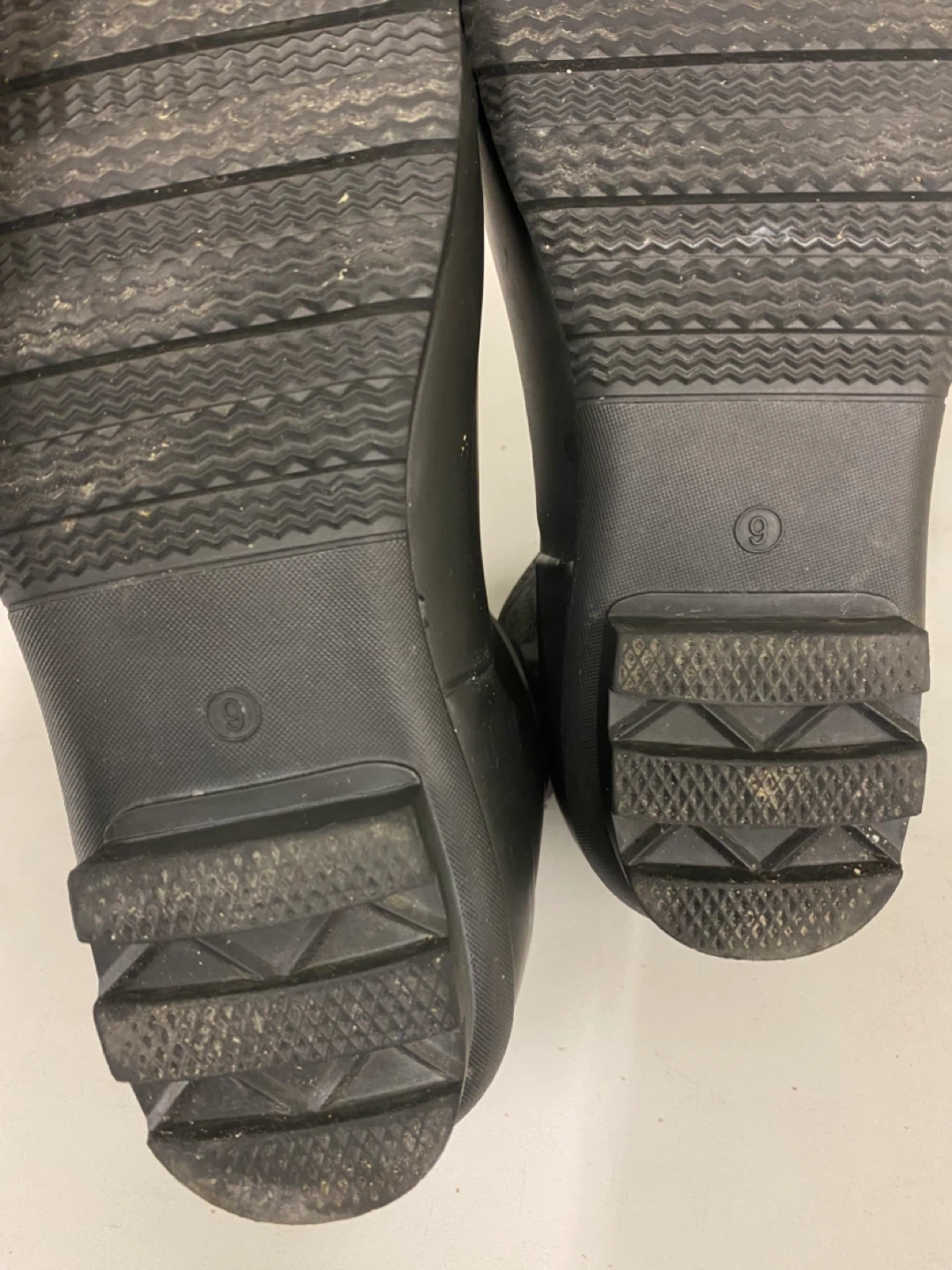 Pendleton Fleece Insulated Rubber Chelsea Rain Boots Women’s - 9 - photo 5