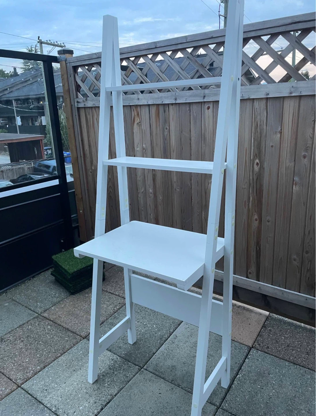 Ladder desk