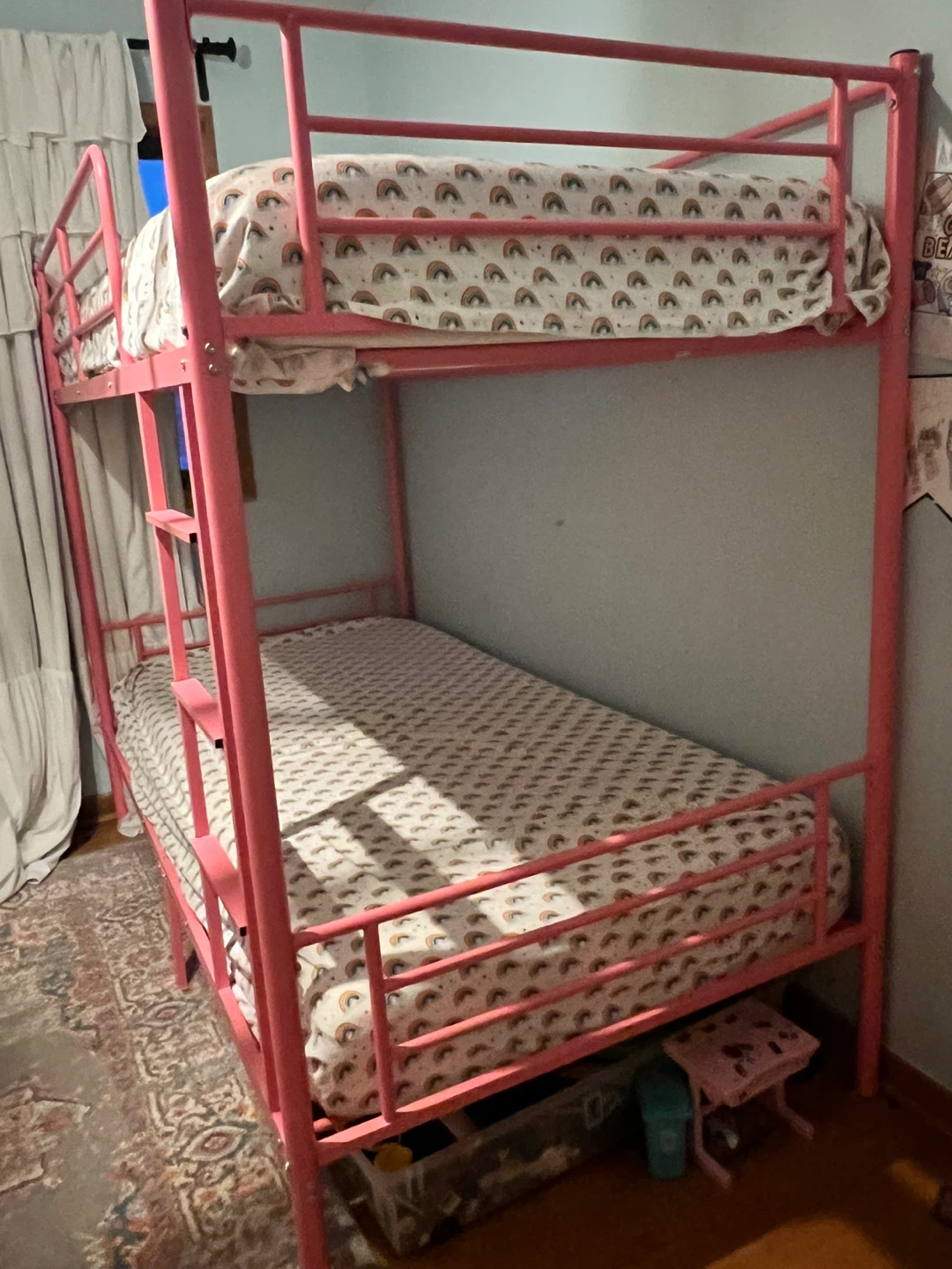 Pink Metal Twin Bunk Bed - photo 2