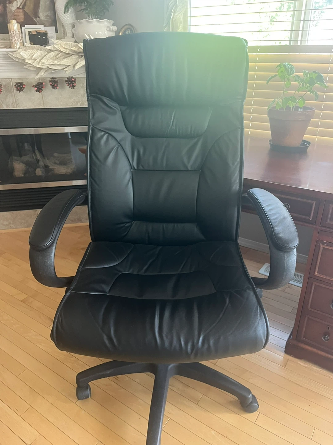 Black Faux Leather Office Chair