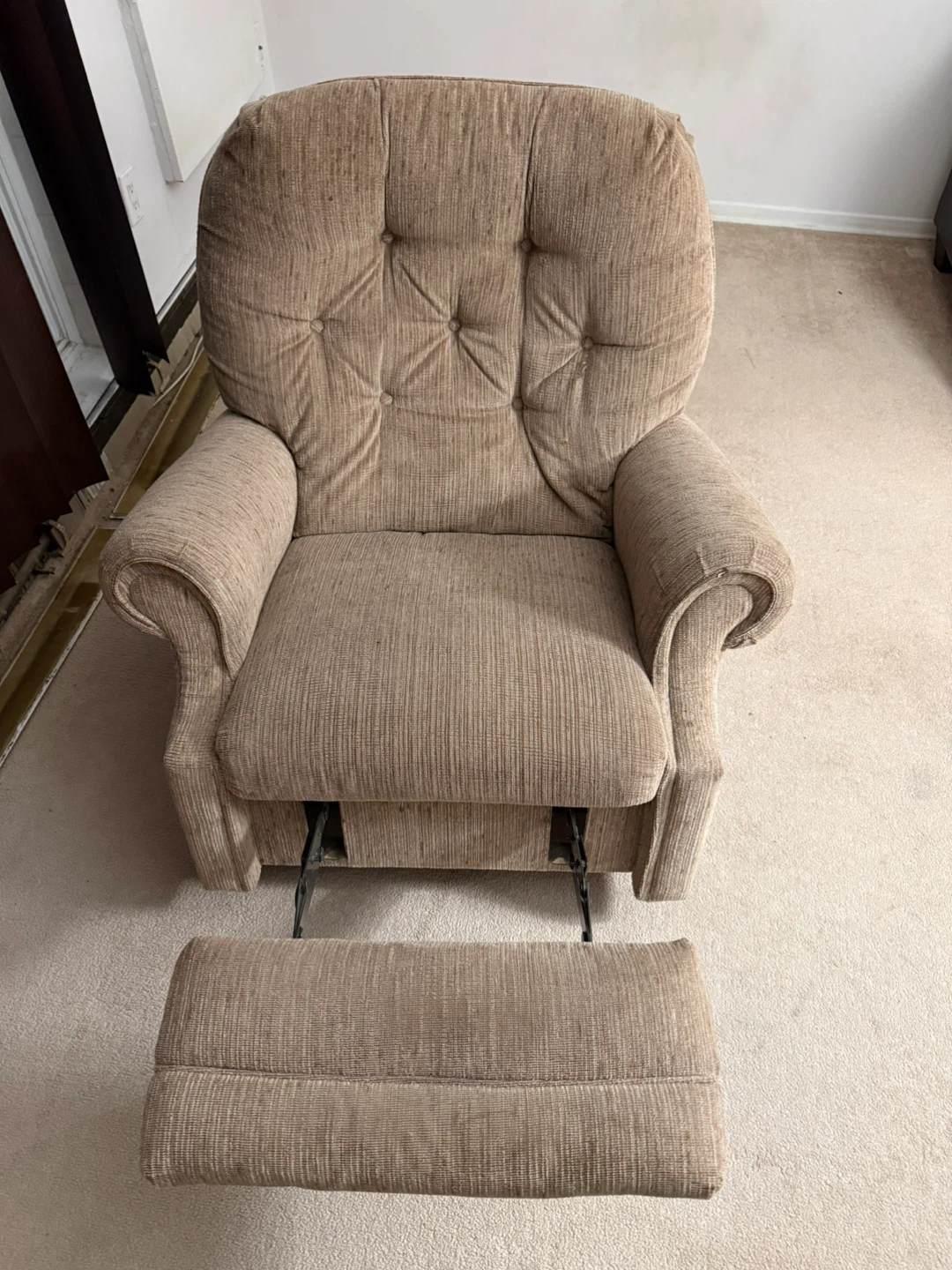 Comfortable Recliner Chair - photo 2