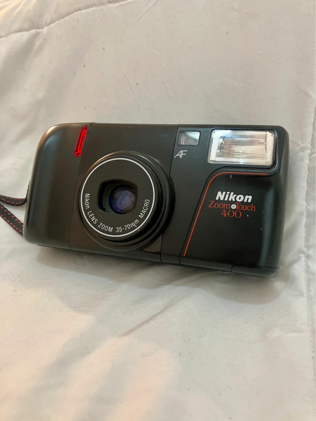 Nikon Zoom Touch 400 35-70mm Camera - Excellent Condition