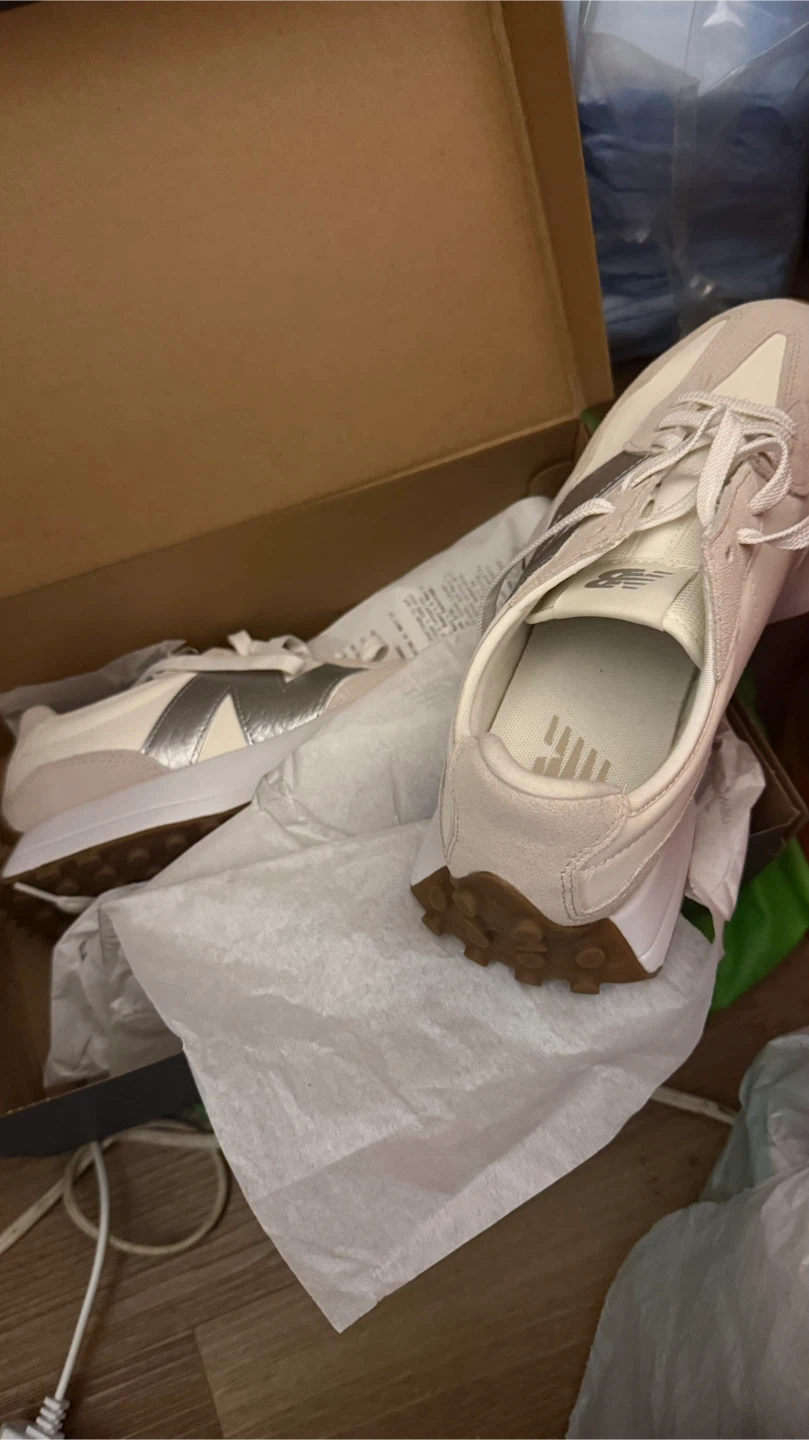 Selling Women’s New Balance Sneakers - photo 3