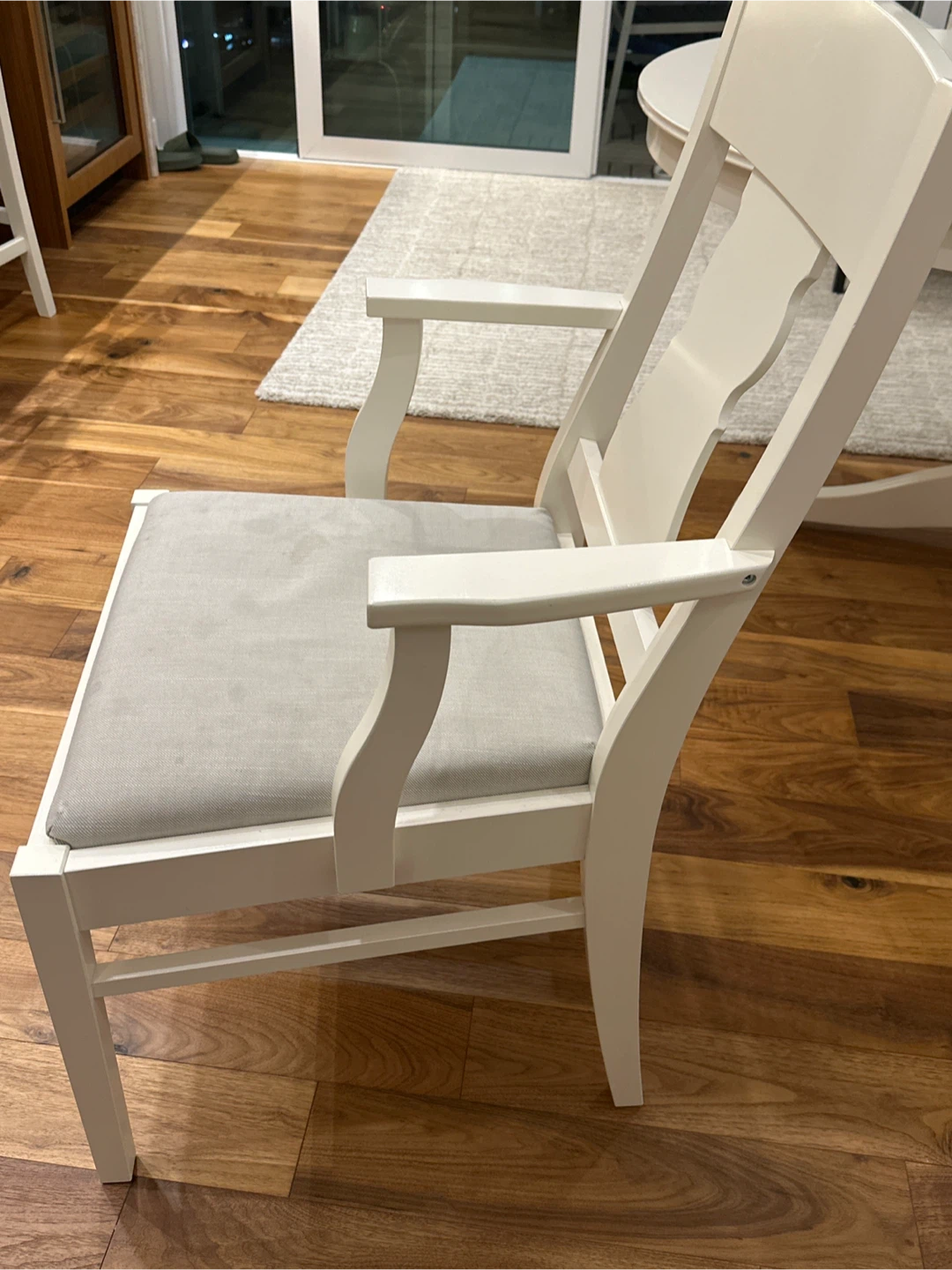 4 White dining armchair with Grey Seat Cushion IKEA - photo 4