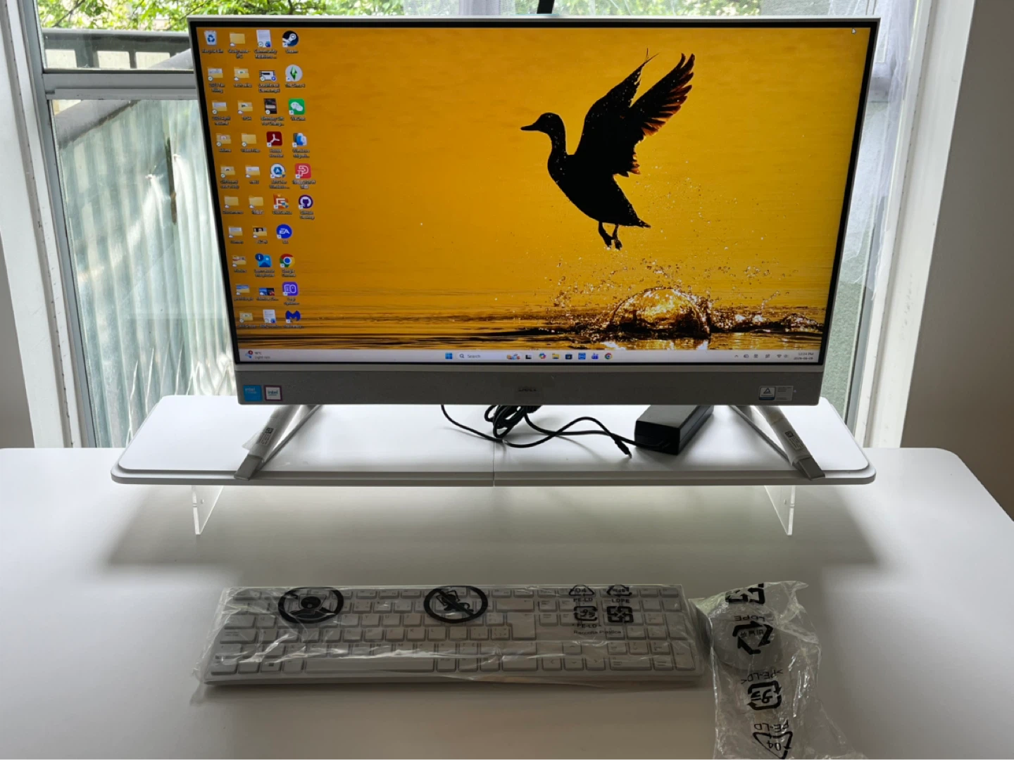 Dell 27” All-in-One Desktop 2024 Model - photo 2