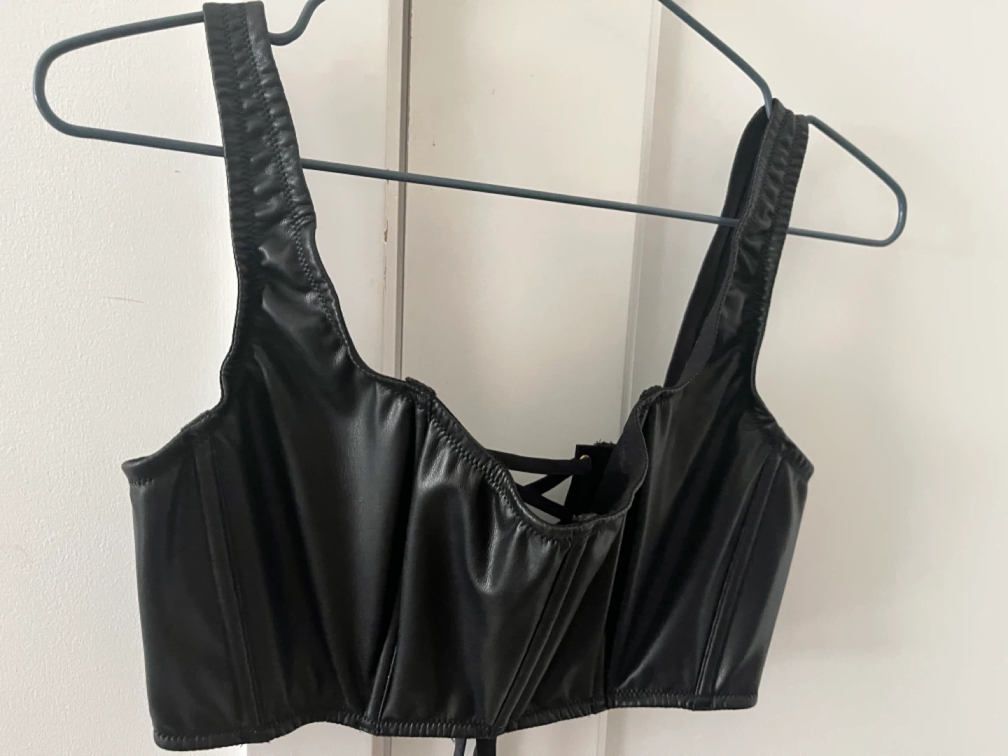 VICTORIAS SECRET NEW WITH TAGS Black Faux Leather Corset Top - photo 2