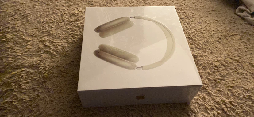 Apple AirPods Max Headphones
