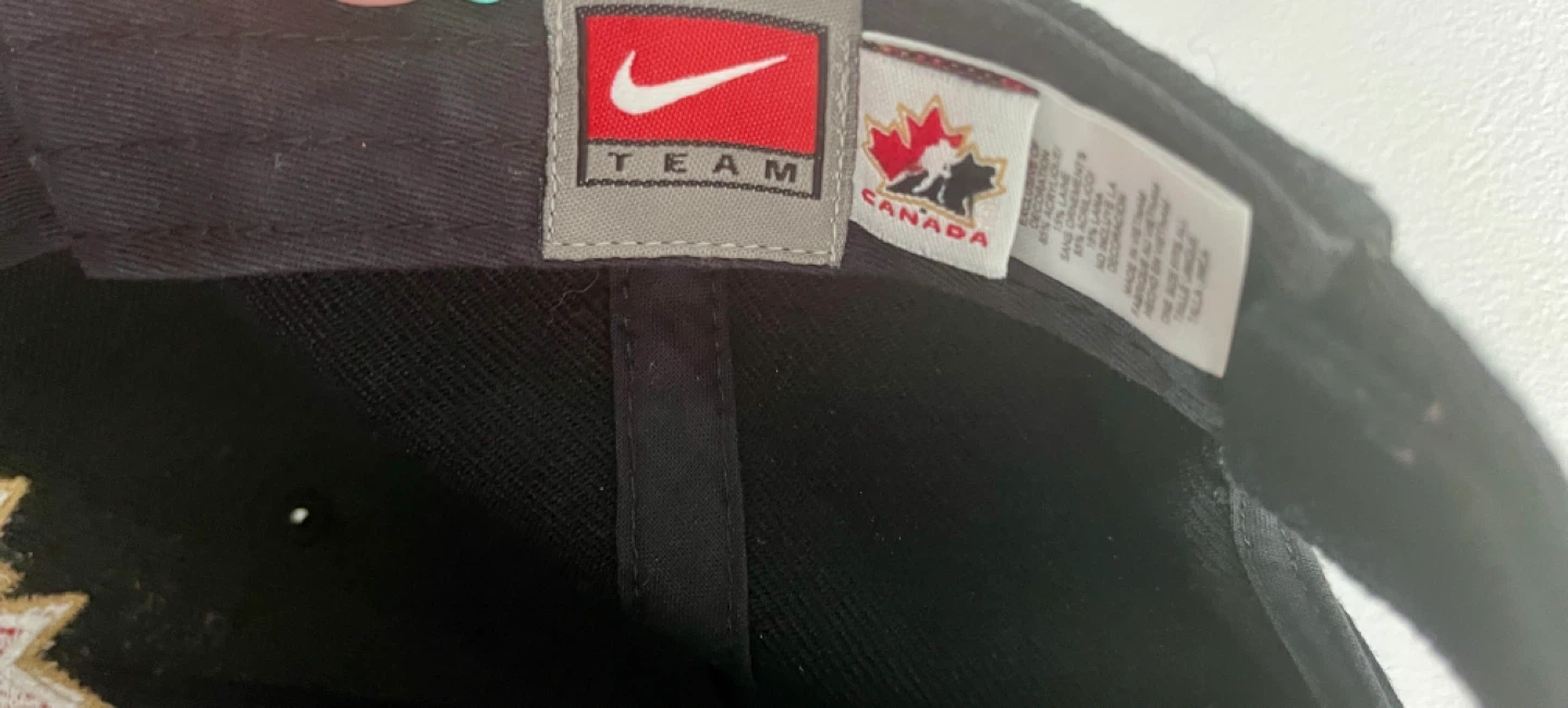 YOUTH Nike Team Canada Hockey Embroidered Baseball Cap - photo 5