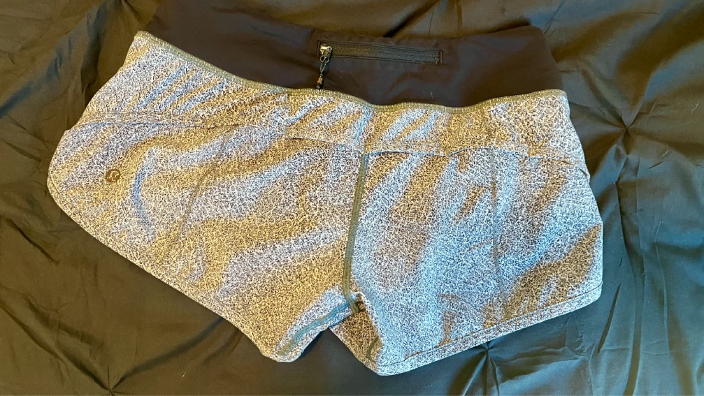 Lululemon Running Shorts - photo 2