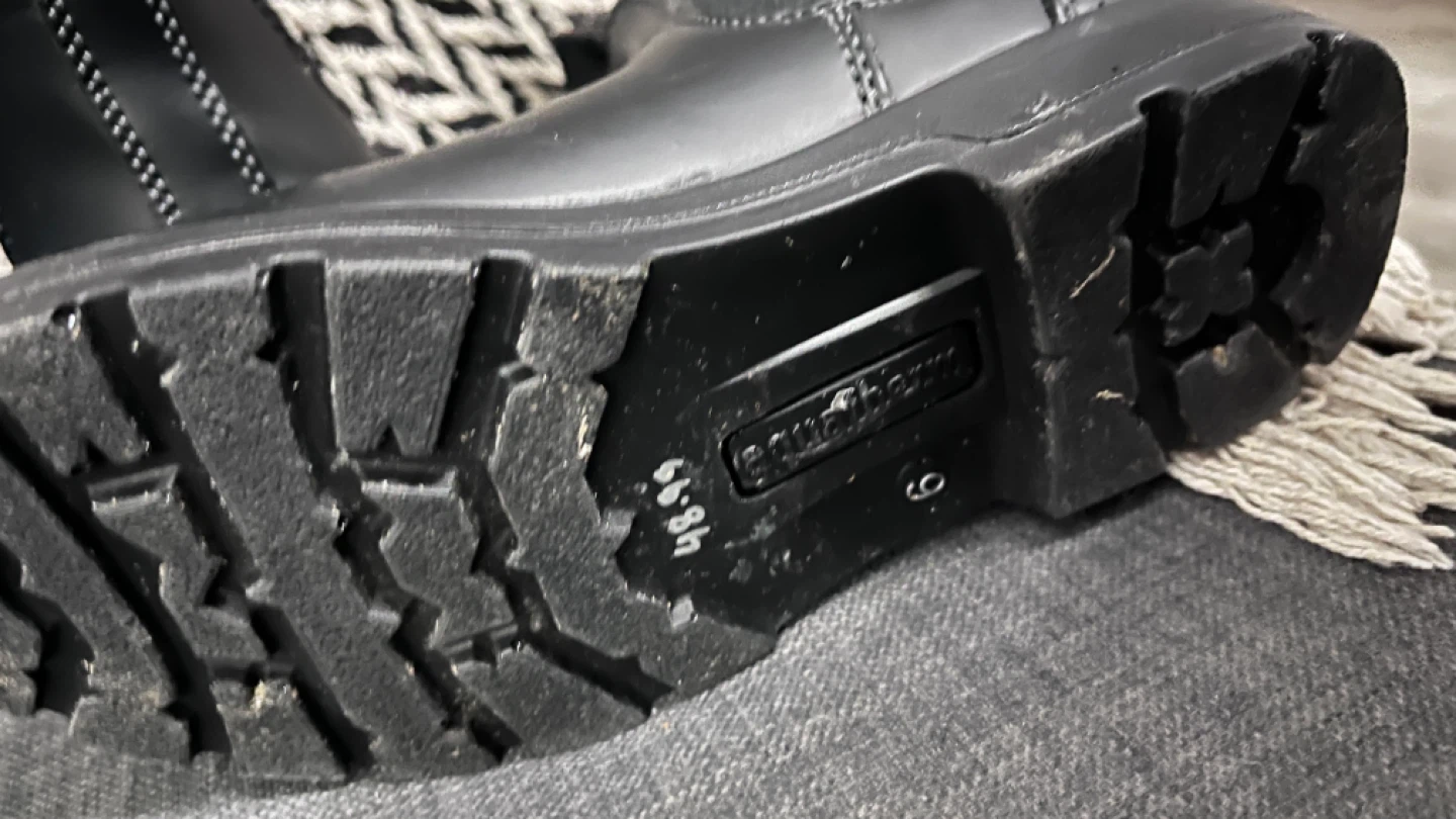 Aquatherm Black Chelsea Boots Size 9 - photo 5