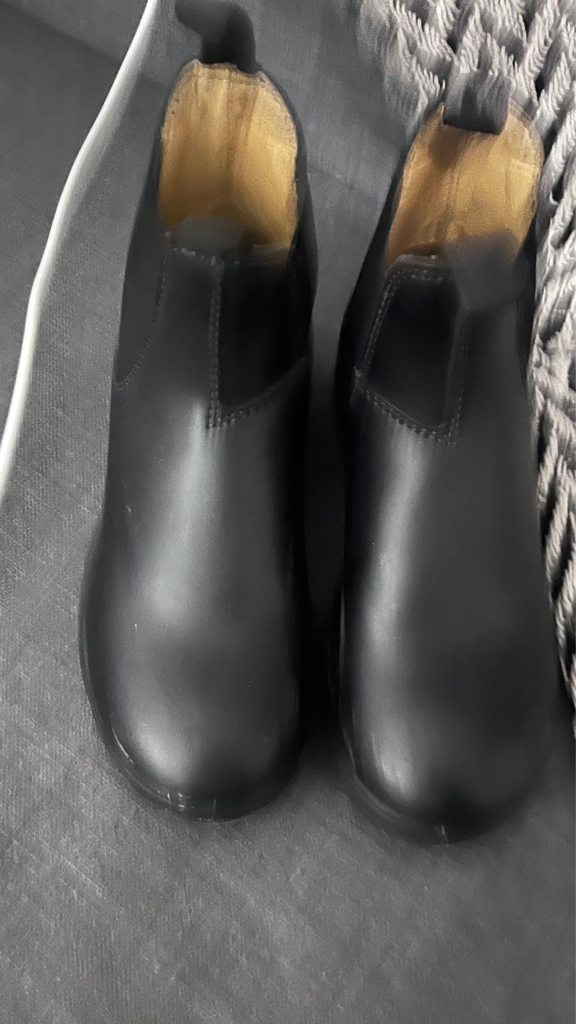 Aquatherm Black Chelsea Boots Size 9