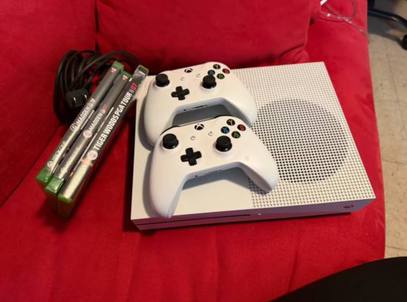 Xbox One S Bundle – Fully Tested (2 Controllers + 3 Games)