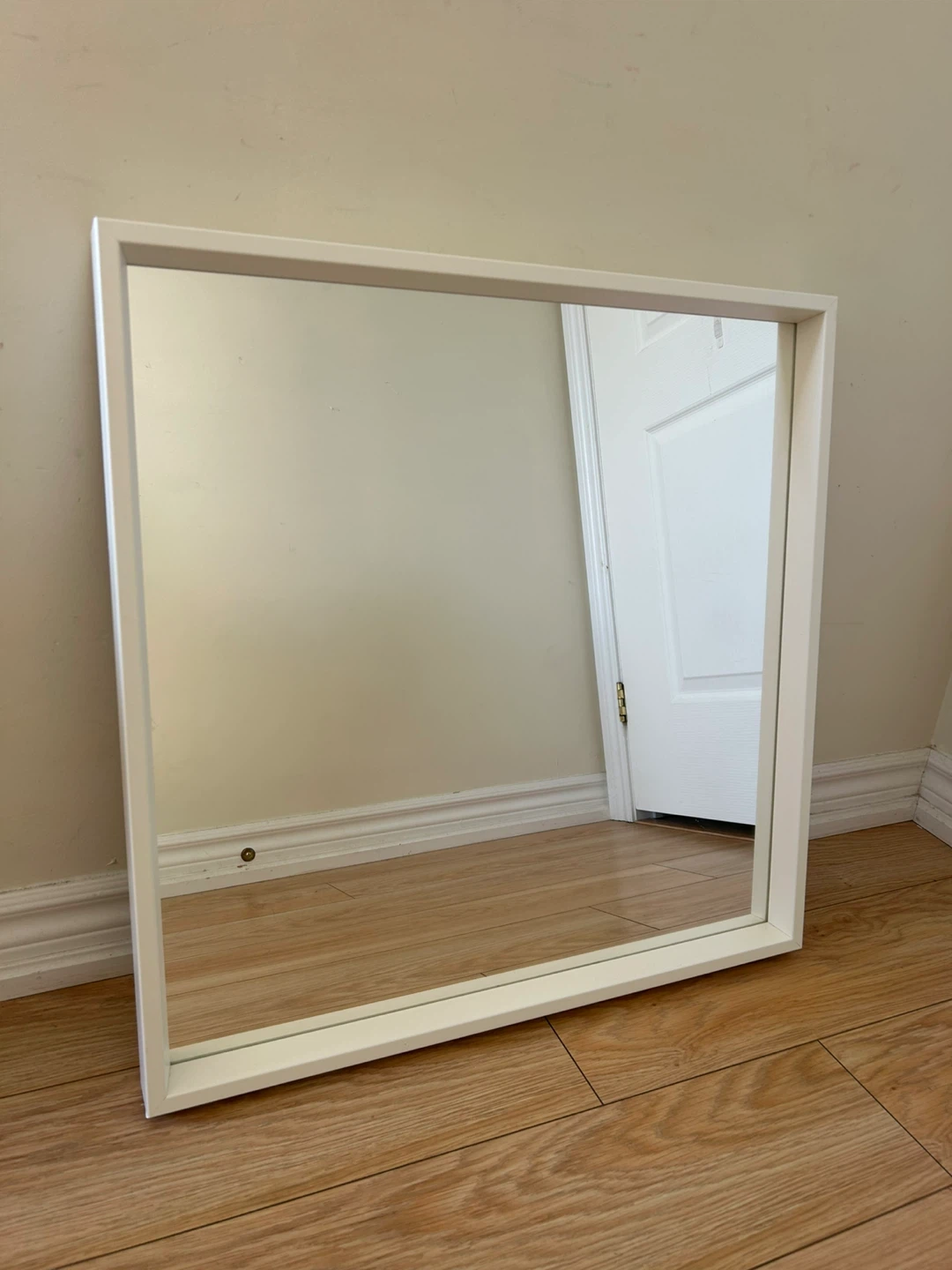 White Square Mirror