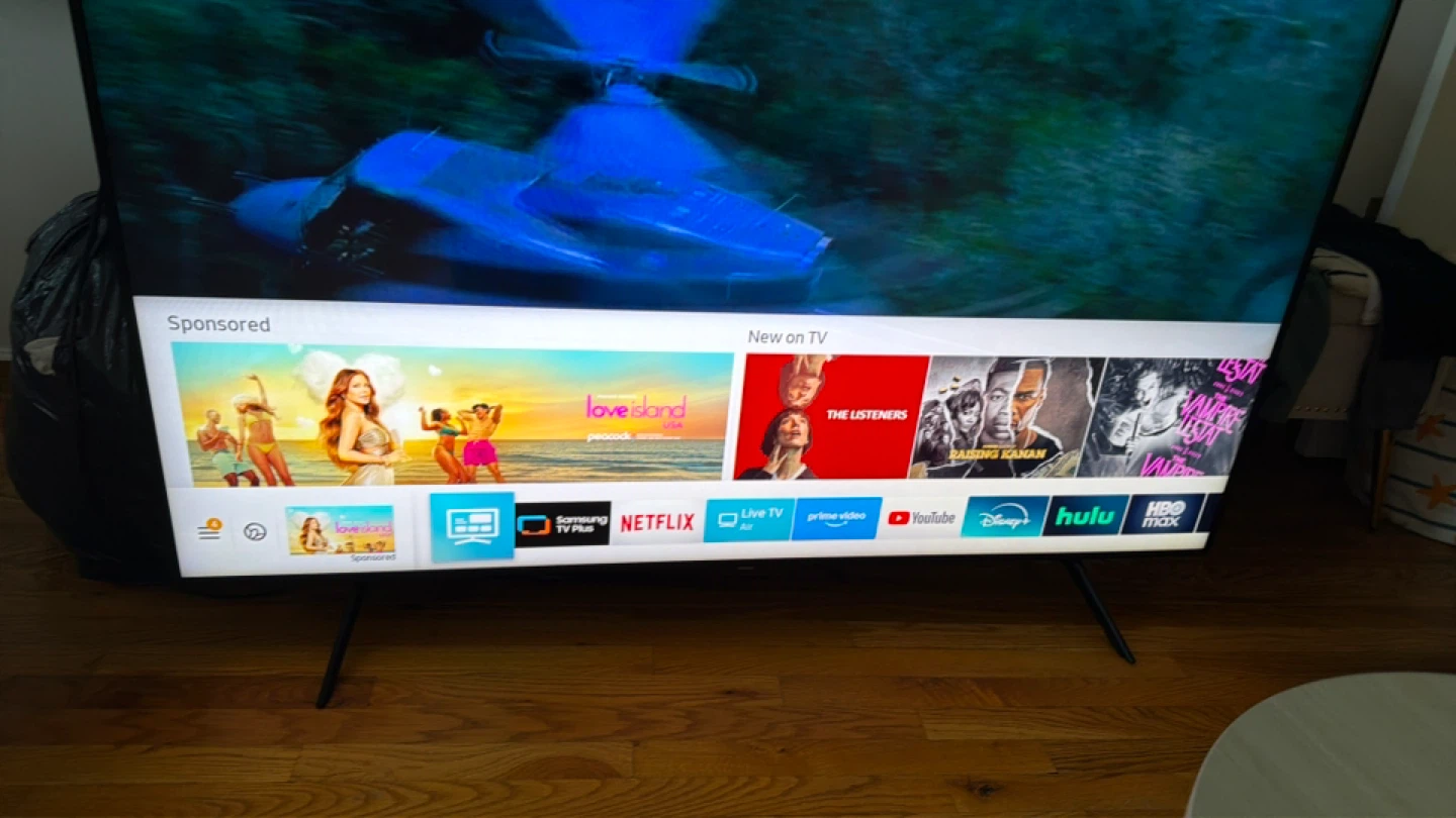 65” Samsung Smart TV - photo 2