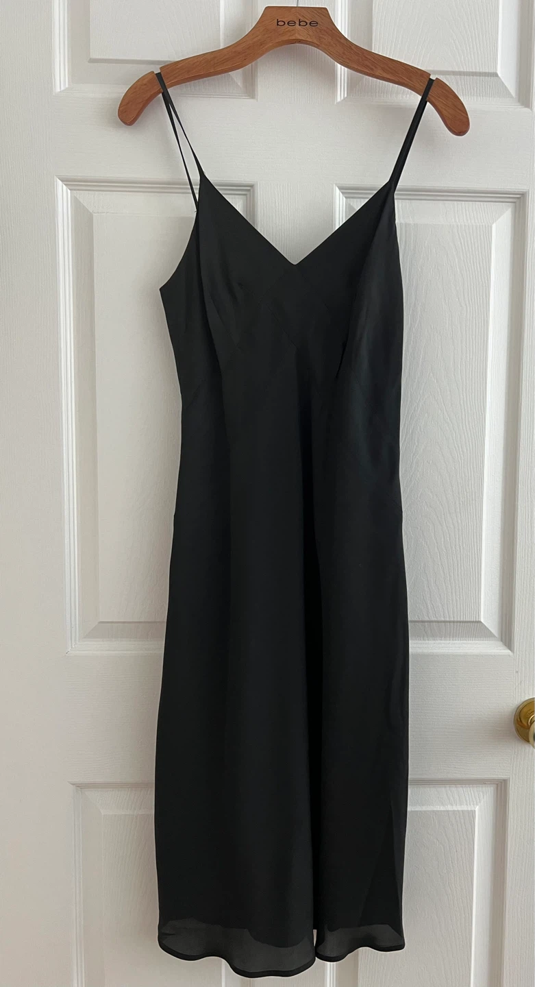 Banana Republic Black V-Neck  Midi Dress - photo 4