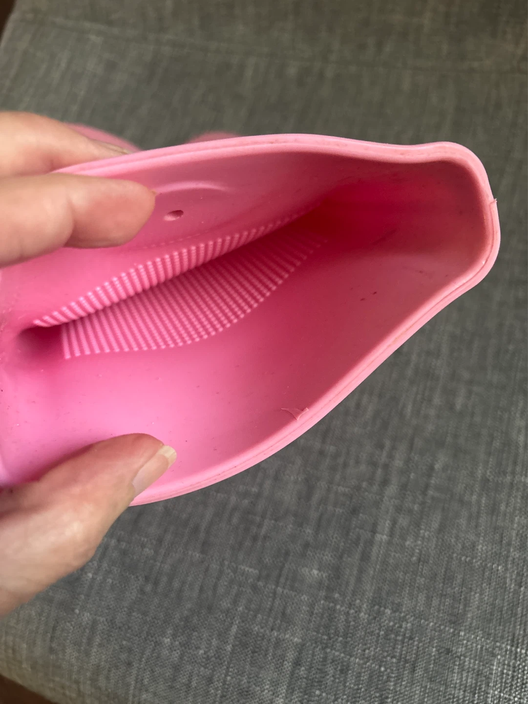 Wilton Pink Silicone Oven Mitt- New - photo 5