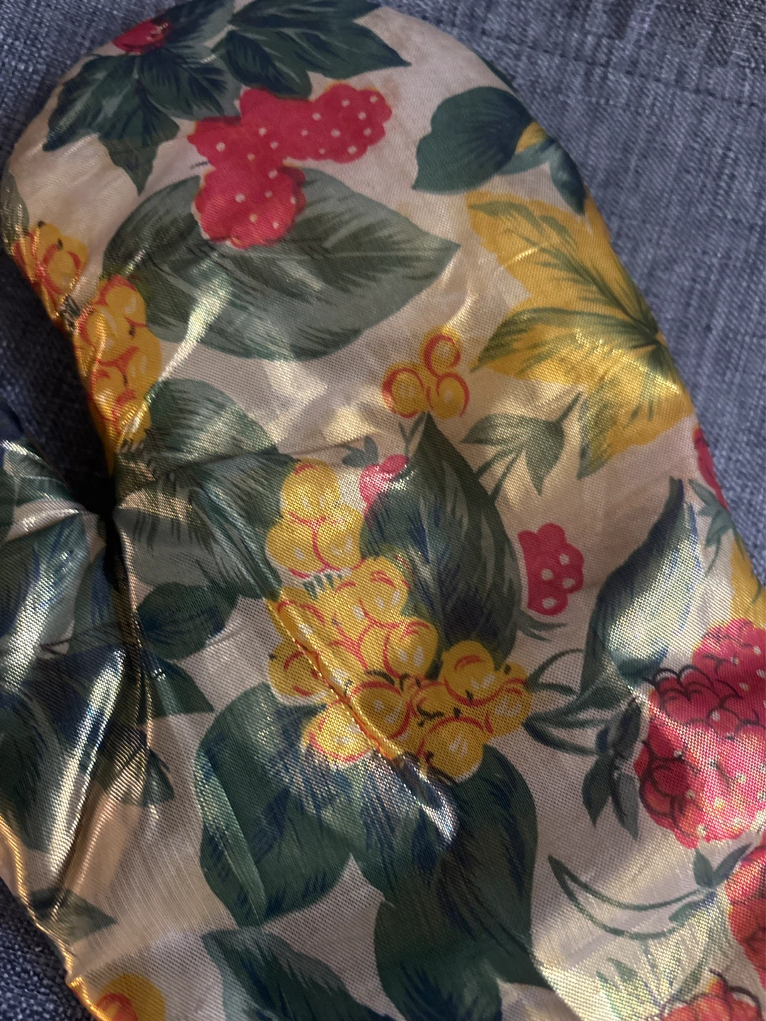 Floral Oven Mitt- New - photo 2
