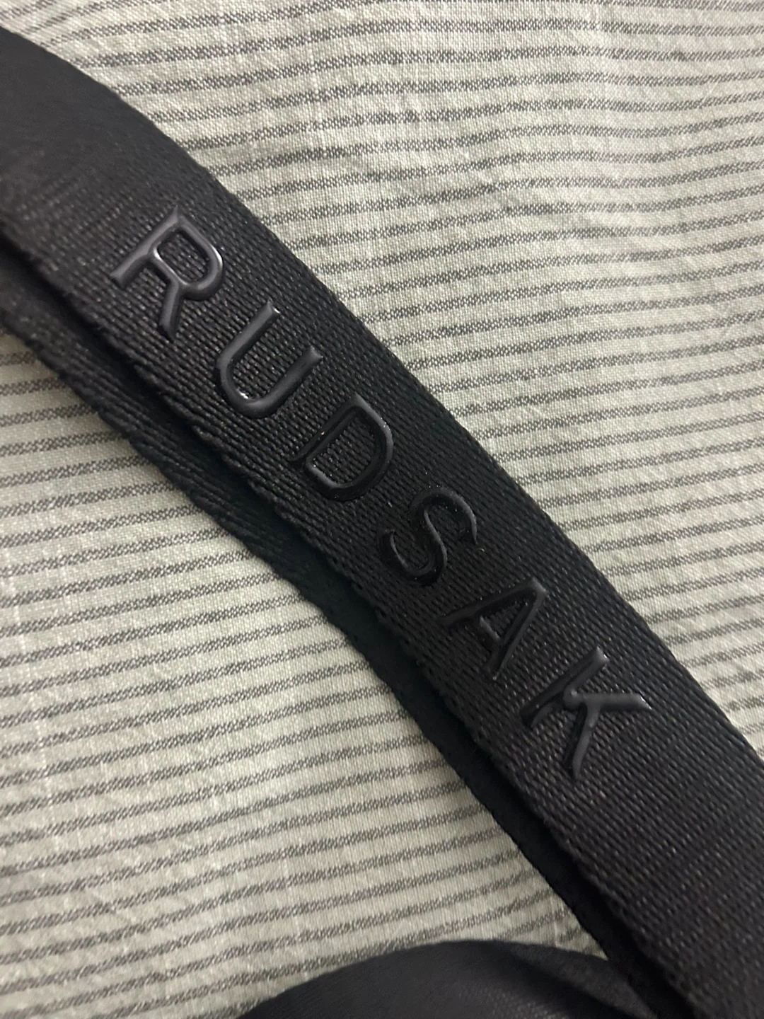 RUDSAK Black Puffer Crossbody Bag - photo 2